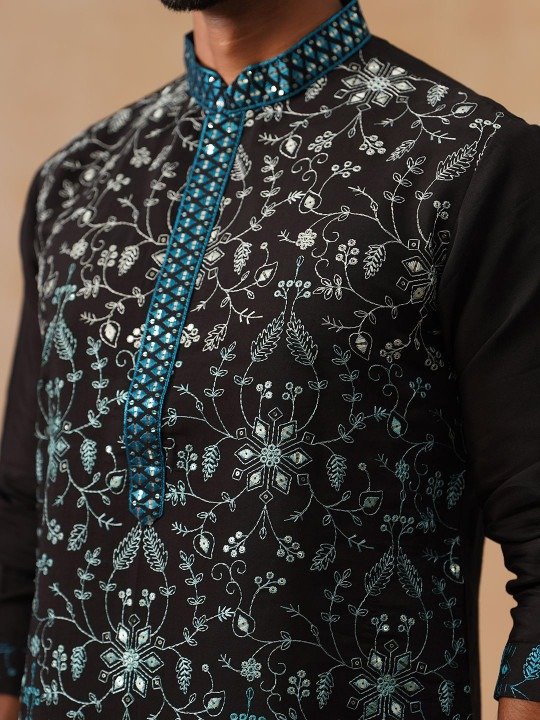 Azure Floral Print Kurta (Black & Turquoise Blue) - Image 3